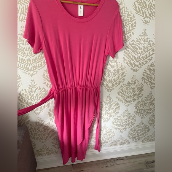 Smash & Tess Rebecca Wrap Dress in Pop of Pink - New Without Tags - Picture 3 of 16